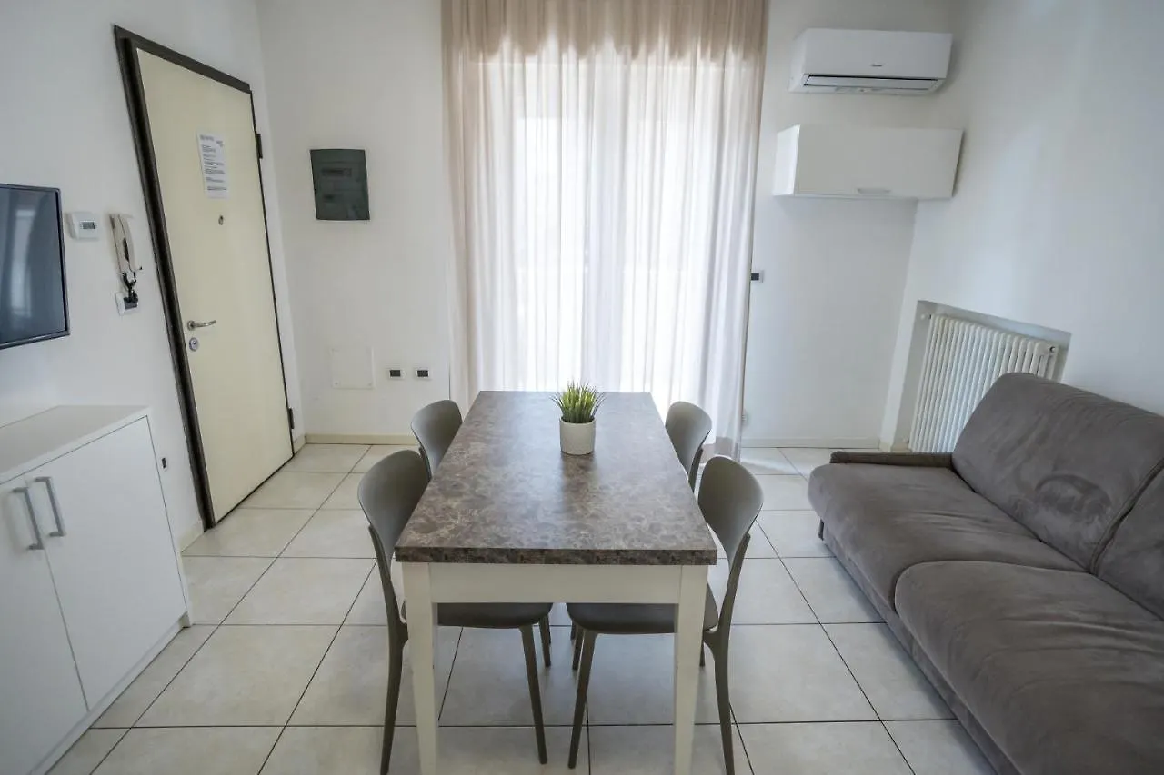 Rimini Bay Suites&Residence 3*,