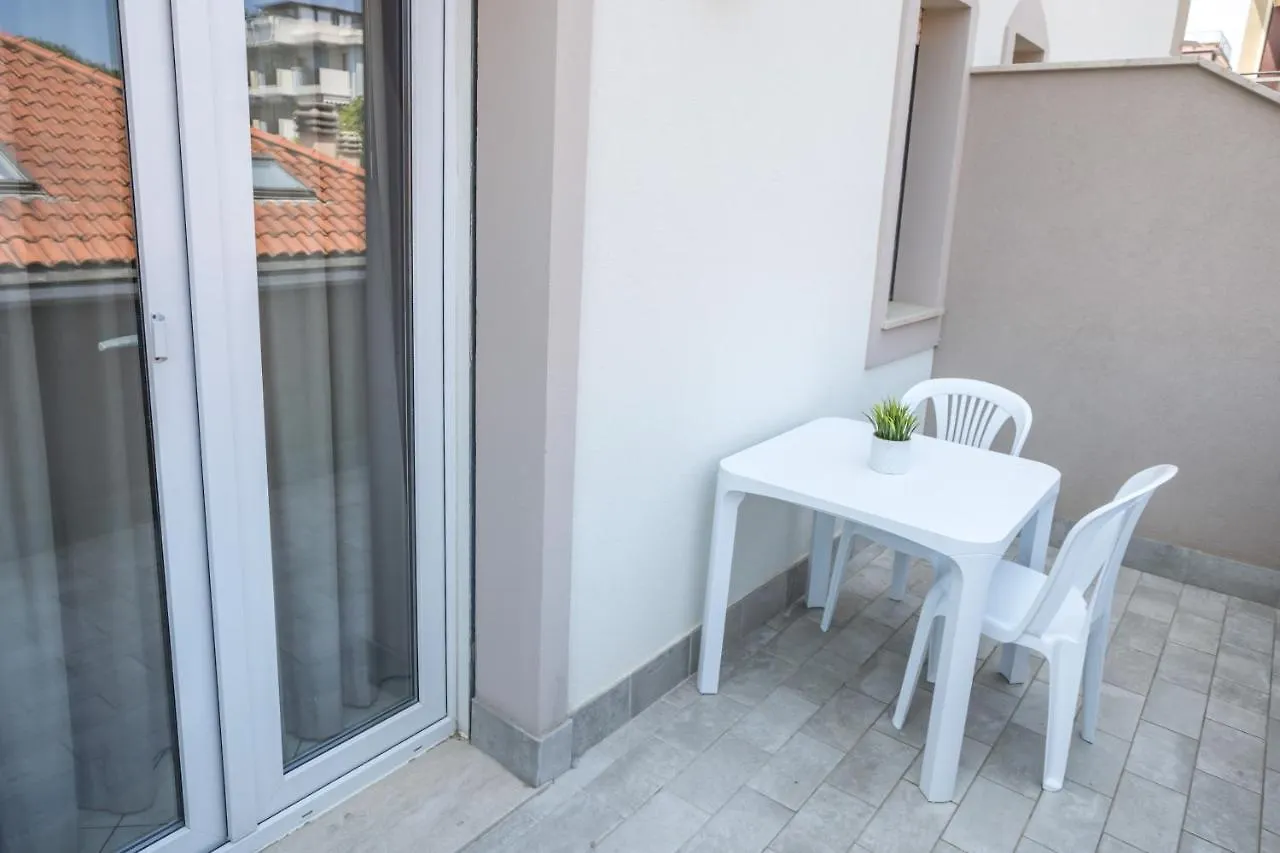 Rimini Bay Suites&Residence Aparthotel